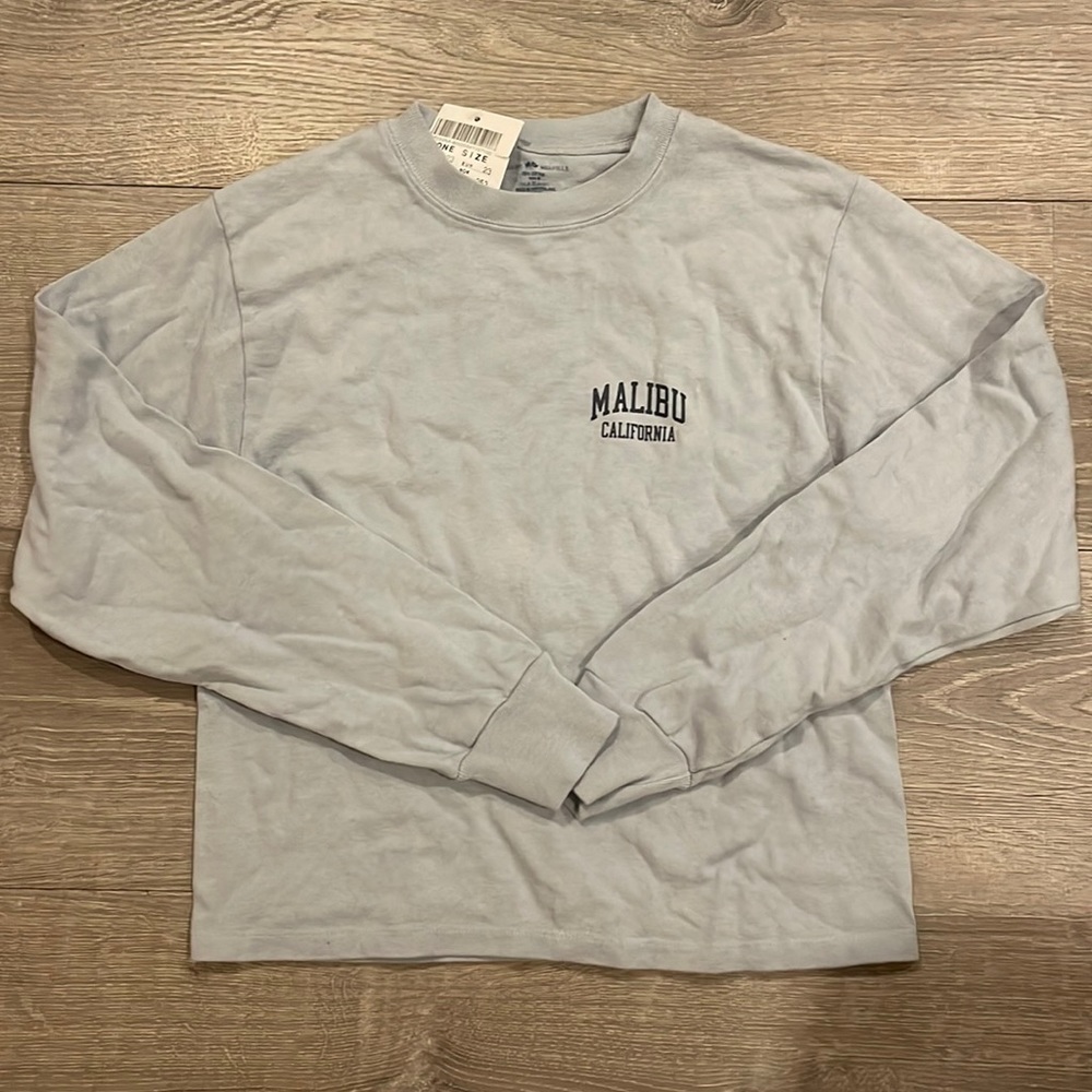 Brandy Melville crewneck